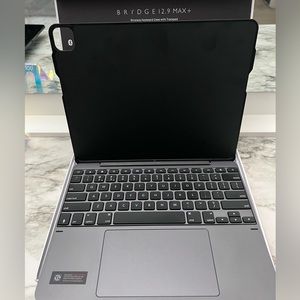 For IPad. Brydge 12.9 Max+ wireless keyboard case with trackpad
